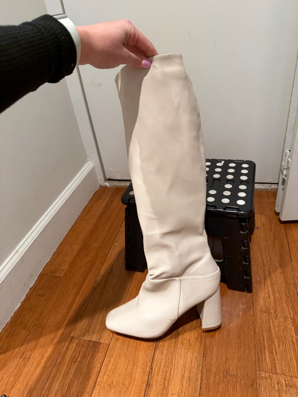 Women's Off-White Knee-High Block Heel Boots